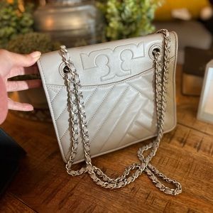 Tory Burch Crossbody ❌SOLD❌